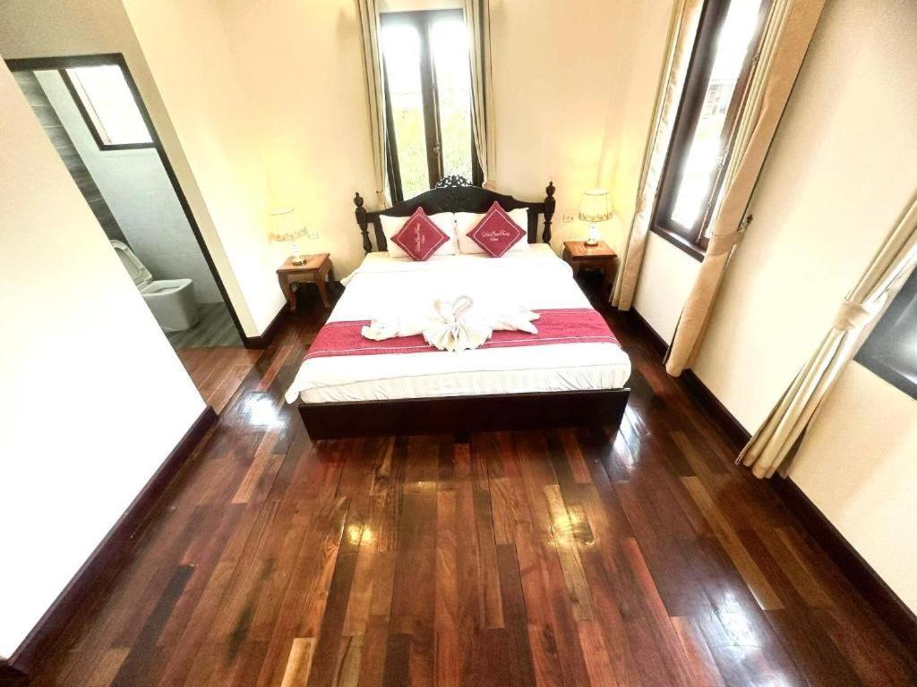 Villa Bouathong Hotels Луанг Прабанг Екстериор снимка