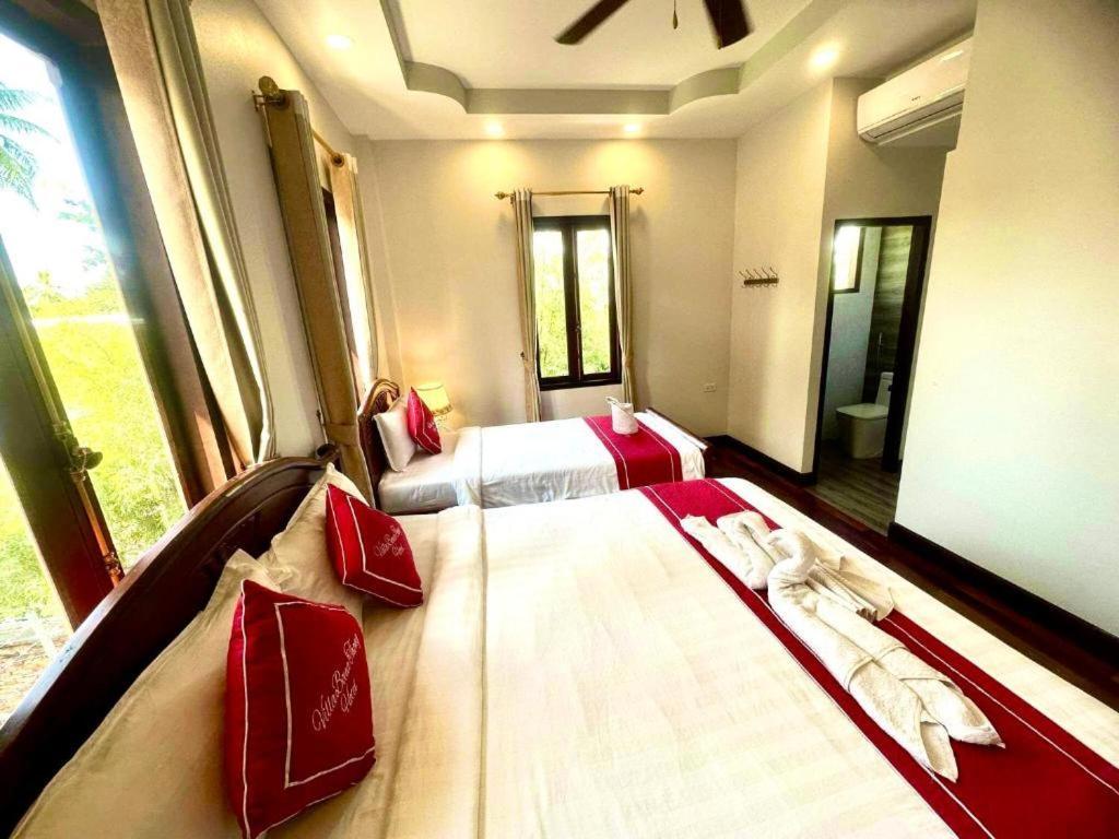 Villa Bouathong Hotels Луанг Прабанг Екстериор снимка