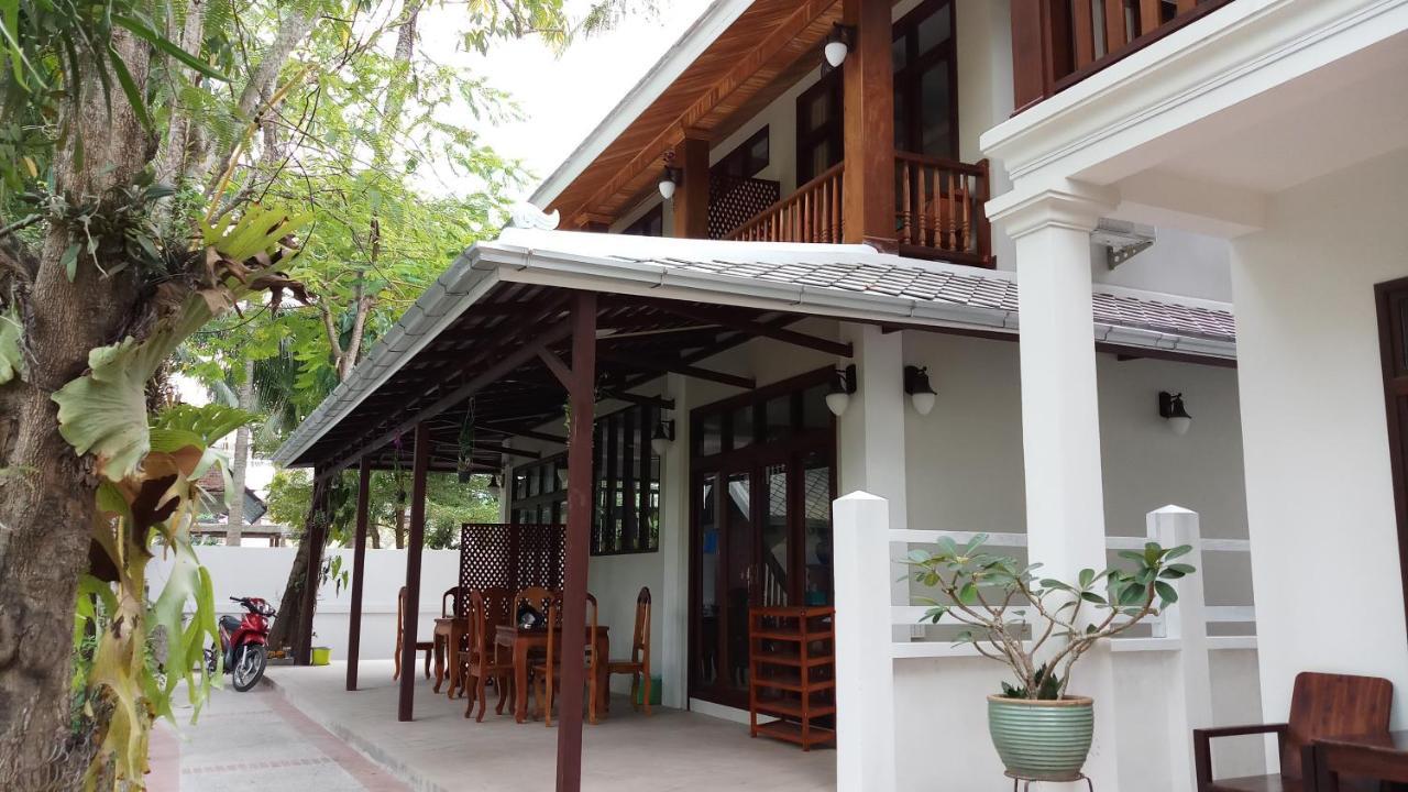 Villa Bouathong Hotels Луанг Прабанг Екстериор снимка