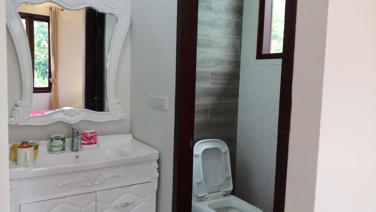 Villa Bouathong Hotels Луанг Прабанг Екстериор снимка